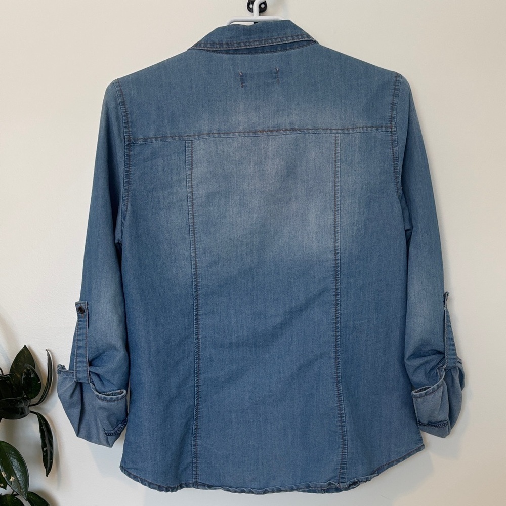 Ci Sono Light Blue Denim Top - Picture 5 of 5
